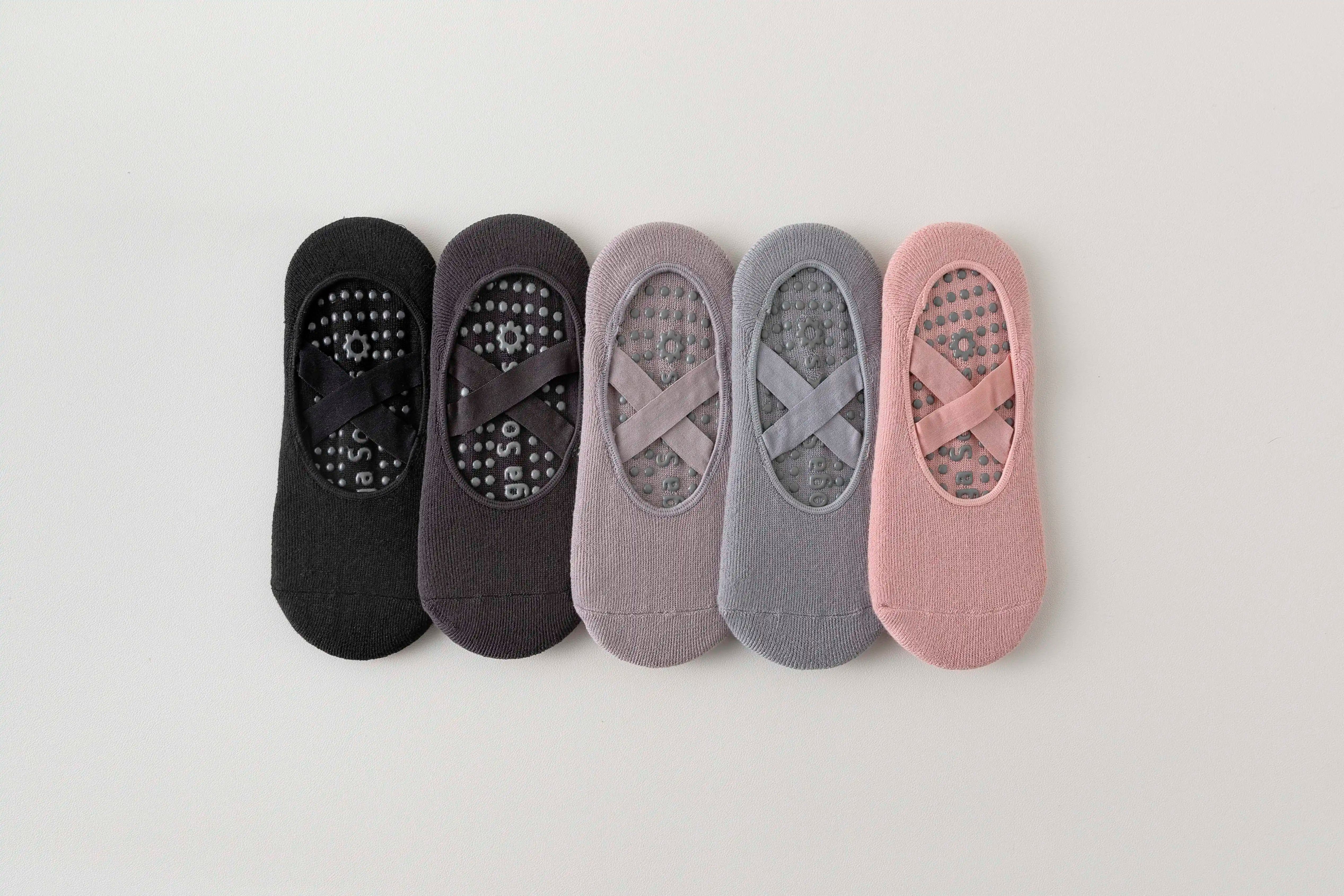 Yoga socks,  anti slip socks, Pilates women's indoor floor dance socks for beginners