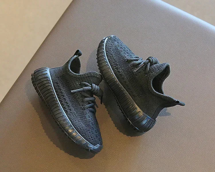 New Kids Fashion Sneakers Children's Sneakers Casual Shoes Breathable Soft Bottom Kids Boys Girls Students Running Tennis Shoes