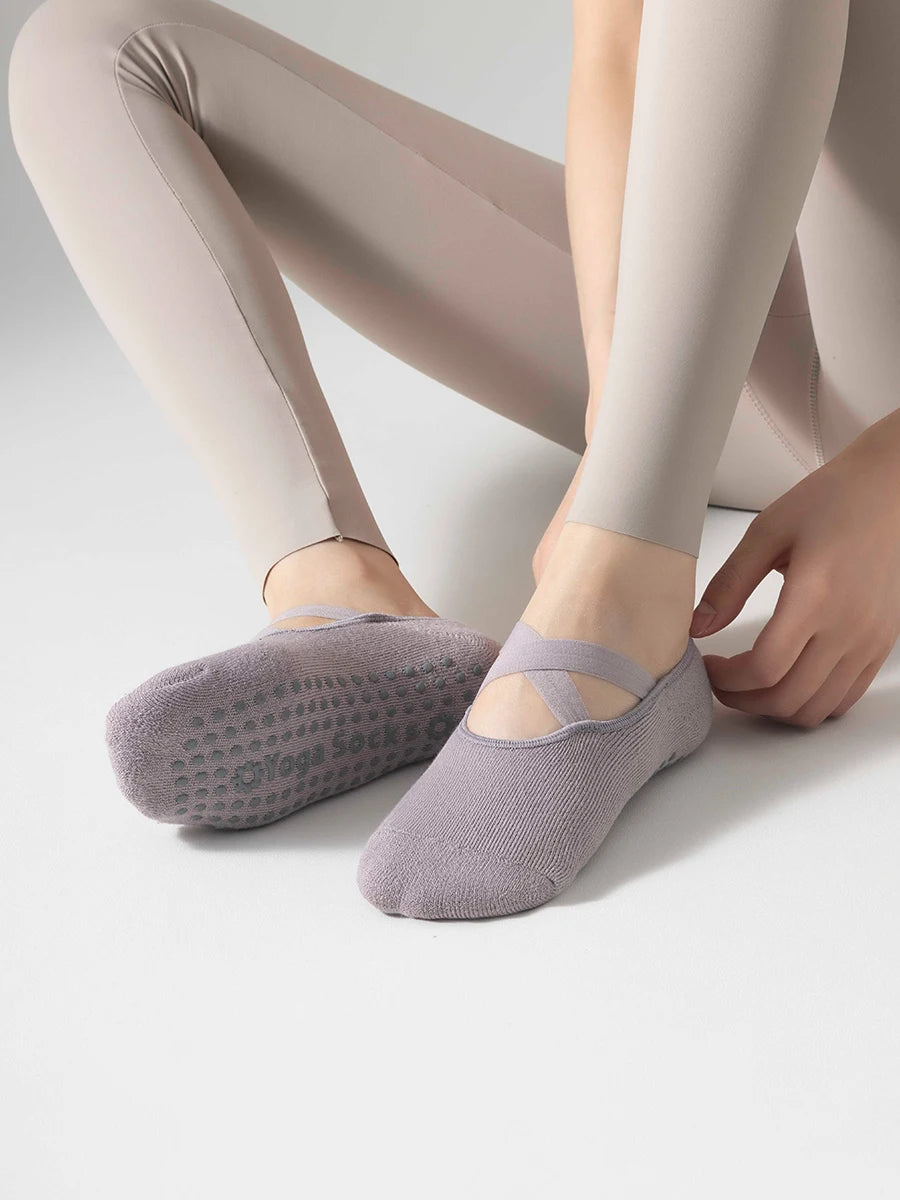 Yoga socks,  anti slip socks, Pilates women's indoor floor dance socks for beginners