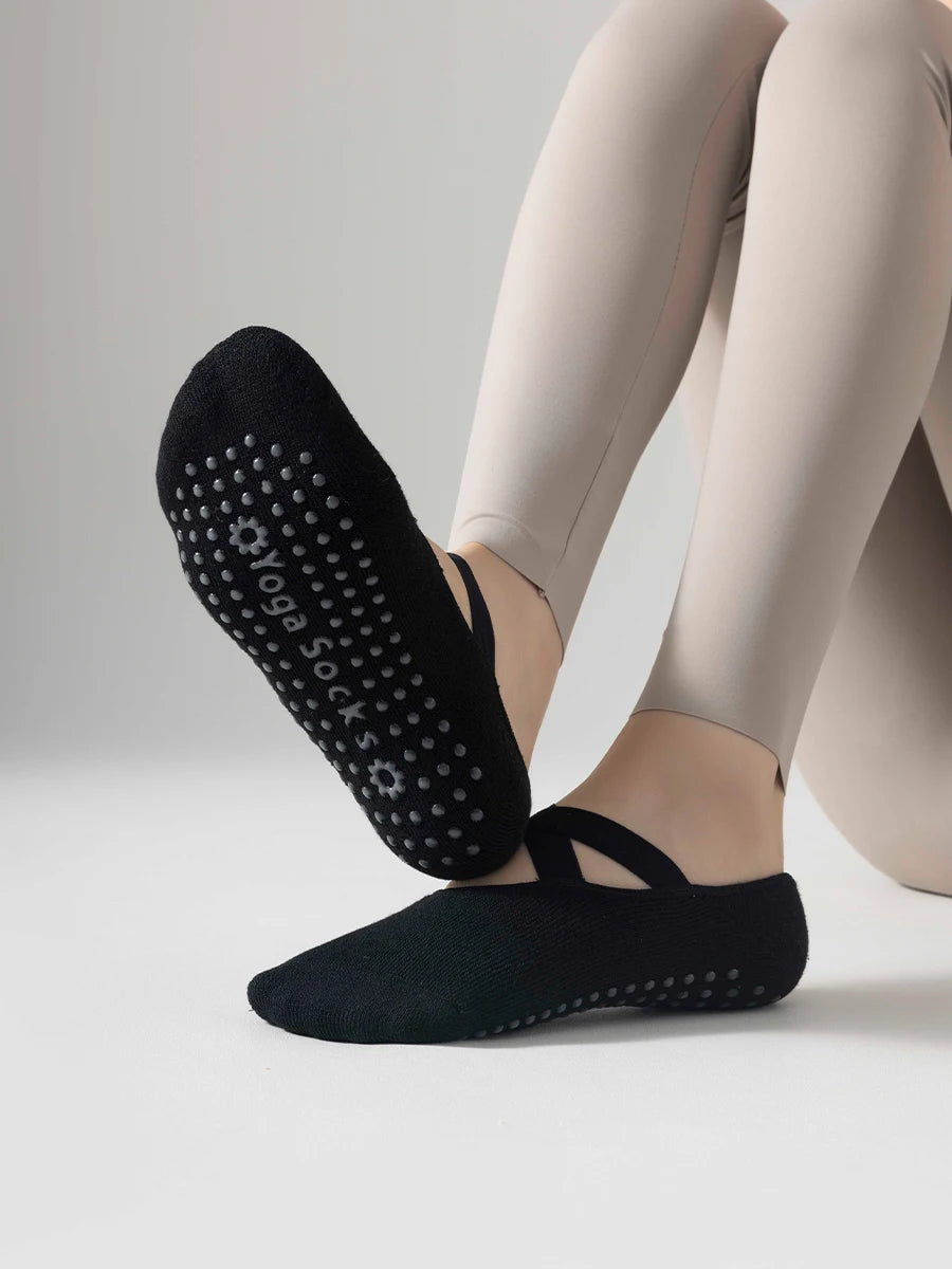 Yoga socks,  anti slip socks, Pilates women's indoor floor dance socks for beginners