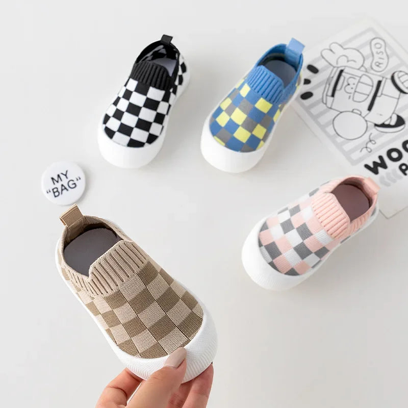 2025 Spring New Slip-on Toddler Shoes Baby First Walkers Boys Girls Autumn Non-Slip Classic Plaid Sneakers Sport Shoes