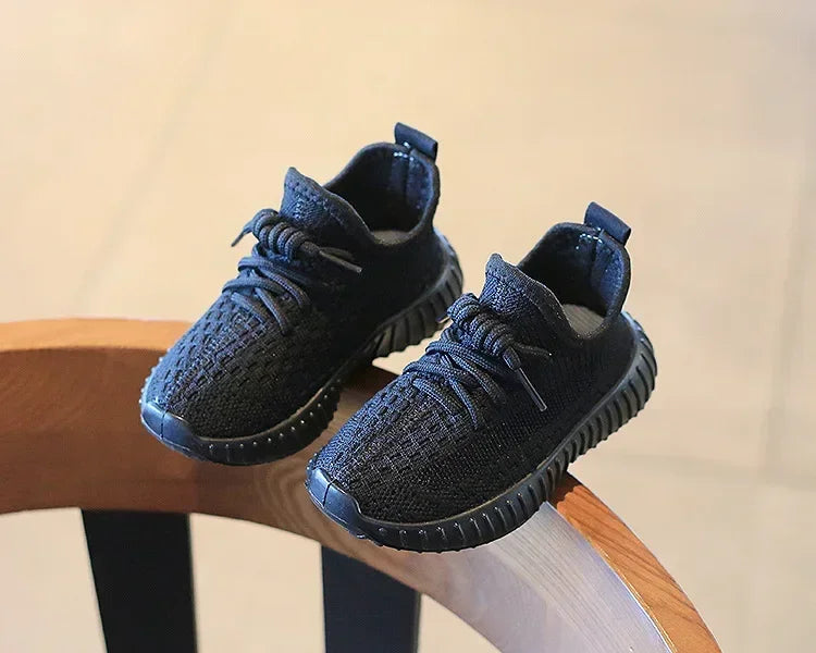 New Kids Fashion Sneakers Children's Sneakers Casual Shoes Breathable Soft Bottom Kids Boys Girls Students Running Tennis Shoes