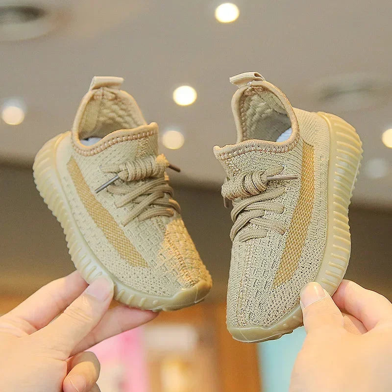 New Kids Fashion Sneakers Children's Sneakers Casual Shoes Breathable Soft Bottom Kids Boys Girls Students Running Tennis Shoes