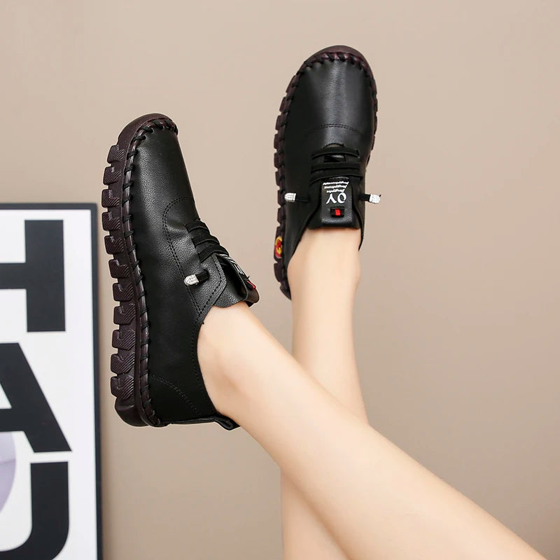 Sneakers Women Shoes Loafers Lace Up Leather Flat New Spring Ladies Casual Shoes Outdoor Travel and Walking Women Shoes