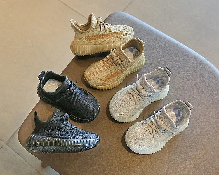 New Kids Fashion Sneakers Children's Sneakers Casual Shoes Breathable Soft Bottom Kids Boys Girls Students Running Tennis Shoes