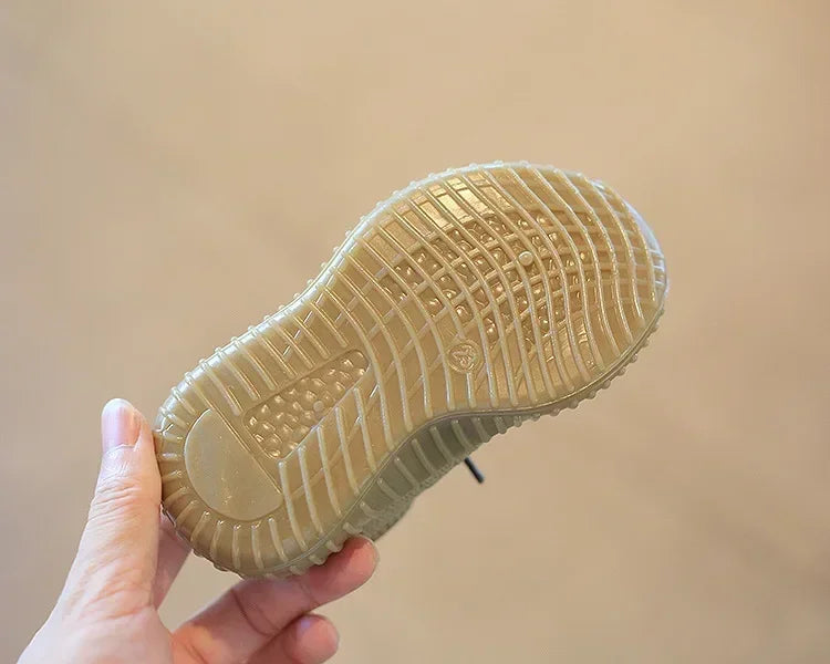New Kids Fashion Sneakers Children's Sneakers Casual Shoes Breathable Soft Bottom Kids Boys Girls Students Running Tennis Shoes