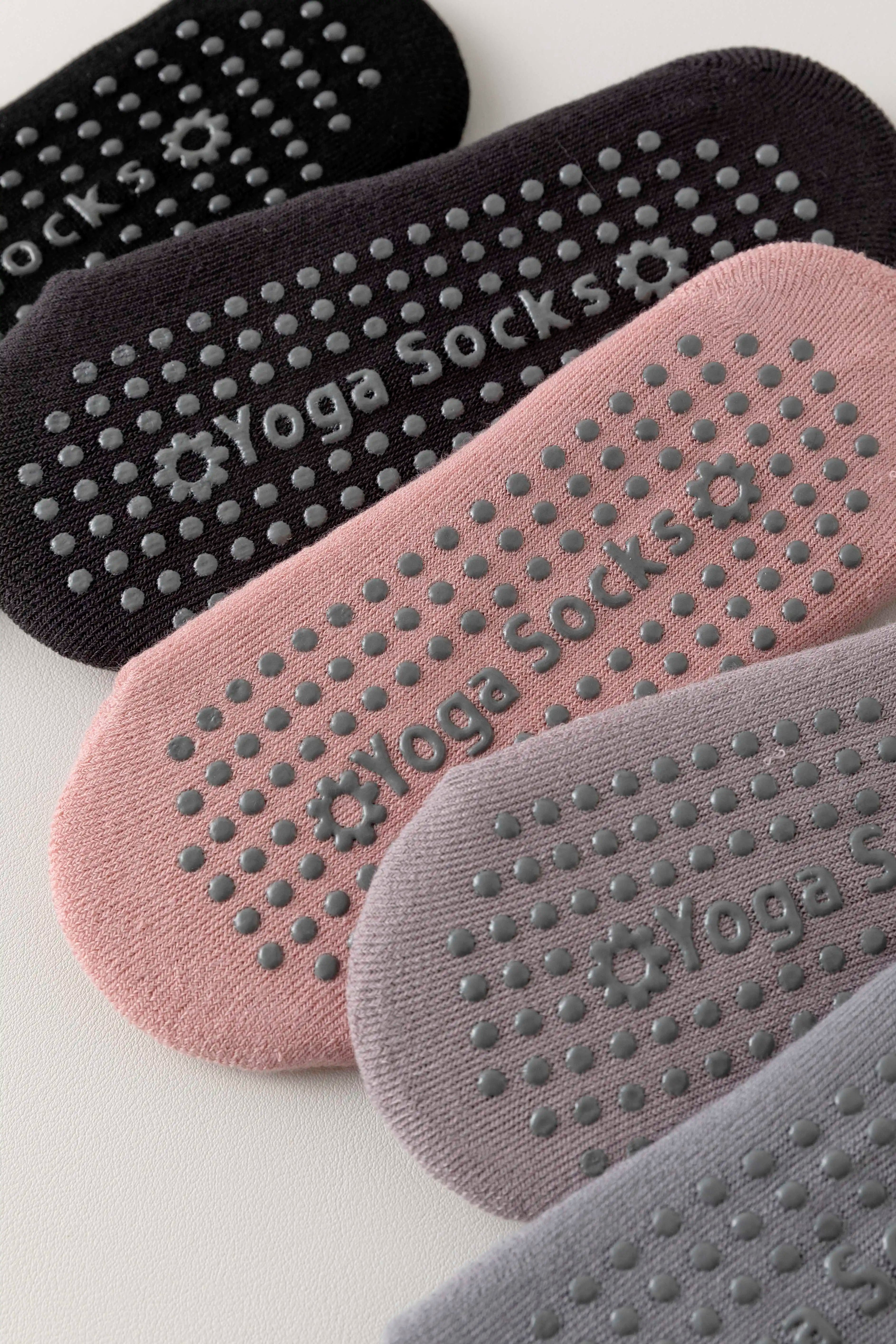 Yoga socks,  anti slip socks, Pilates women's indoor floor dance socks for beginners