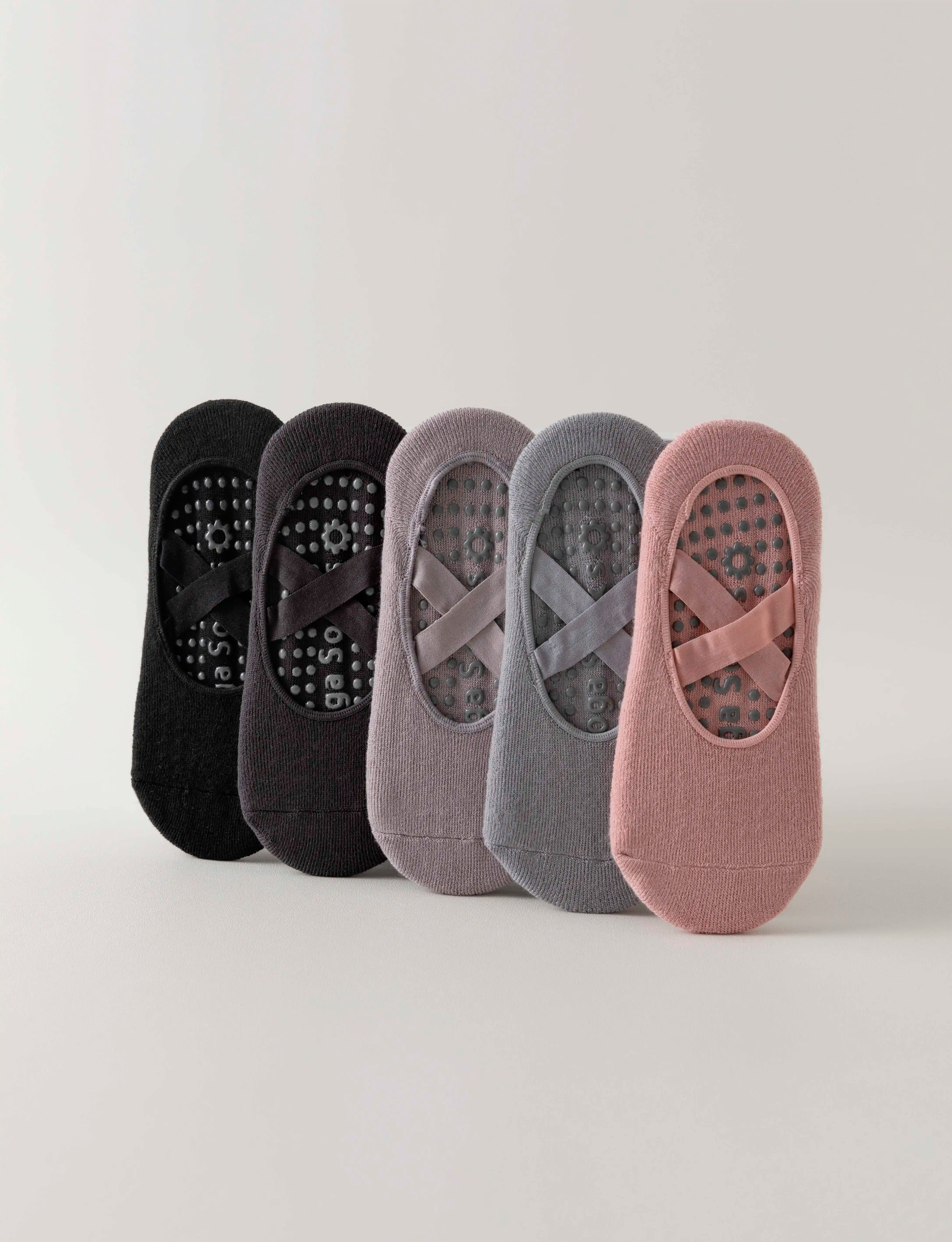 Yoga socks,  anti slip socks, Pilates women's indoor floor dance socks for beginners