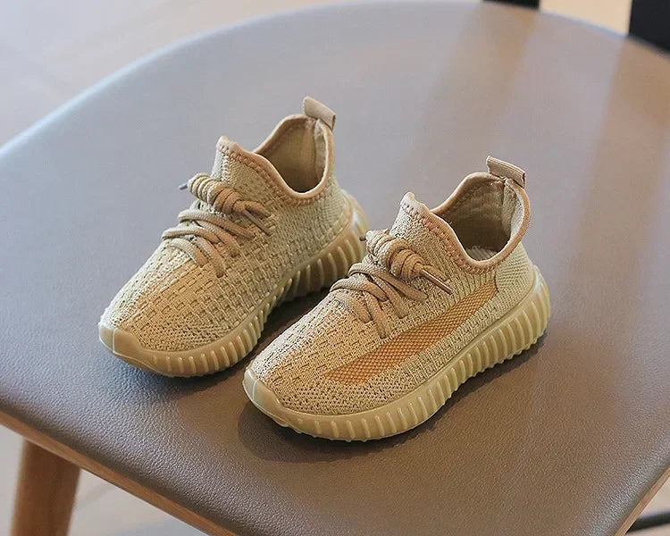 New Kids Fashion Sneakers Children's Sneakers Casual Shoes Breathable Soft Bottom Kids Boys Girls Students Running Tennis Shoes