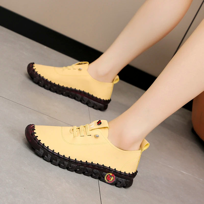 Sneakers Women Shoes Loafers Lace Up Leather Flat New Spring Ladies Casual Shoes Outdoor Travel and Walking Women Shoes