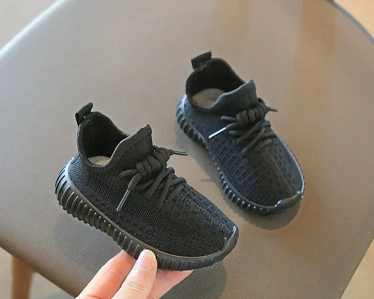 New Kids Fashion Sneakers Children's Sneakers Casual Shoes Breathable Soft Bottom Kids Boys Girls Students Running Tennis Shoes